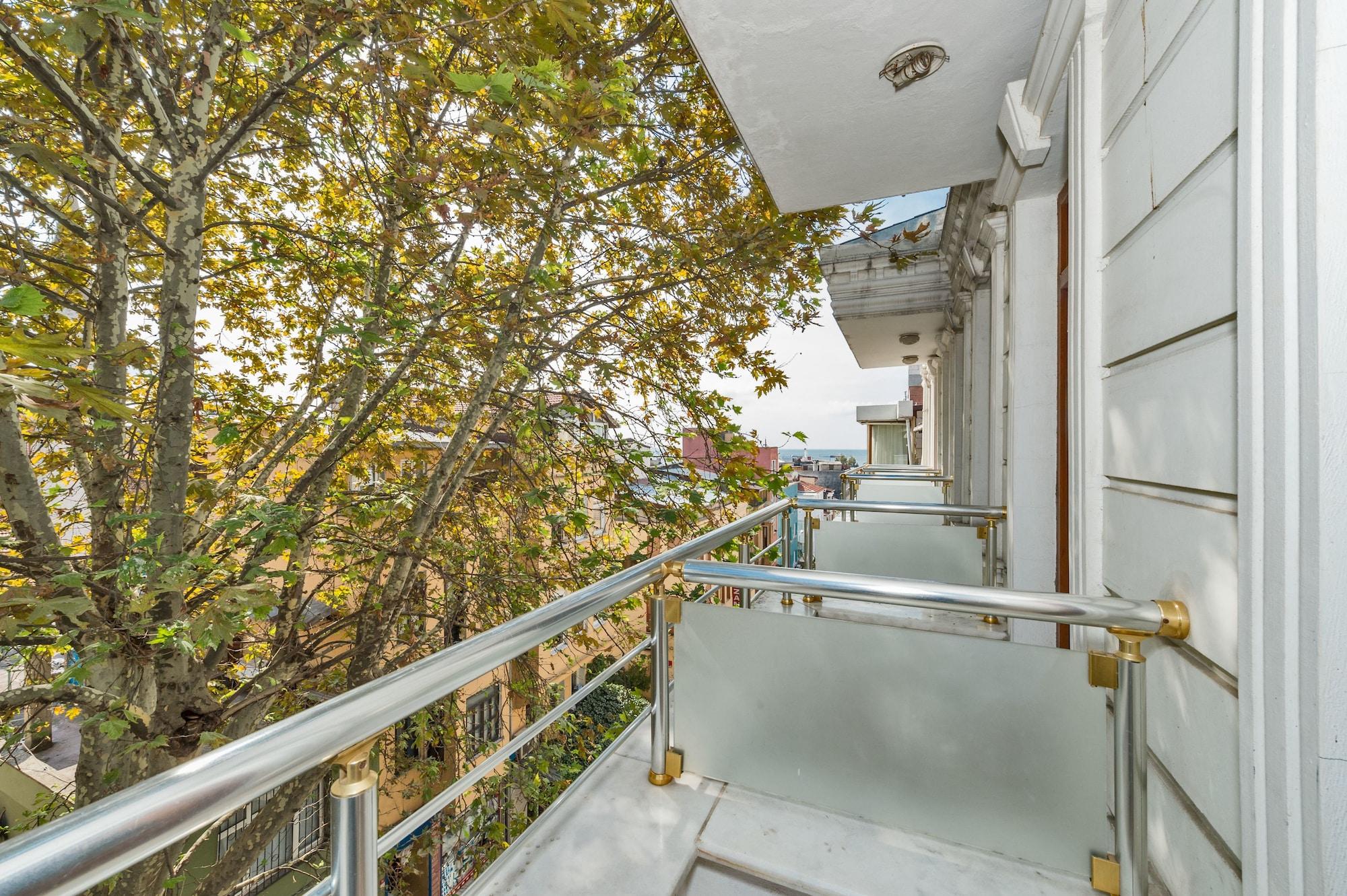 May Hotel Istanbul Luaran gambar
